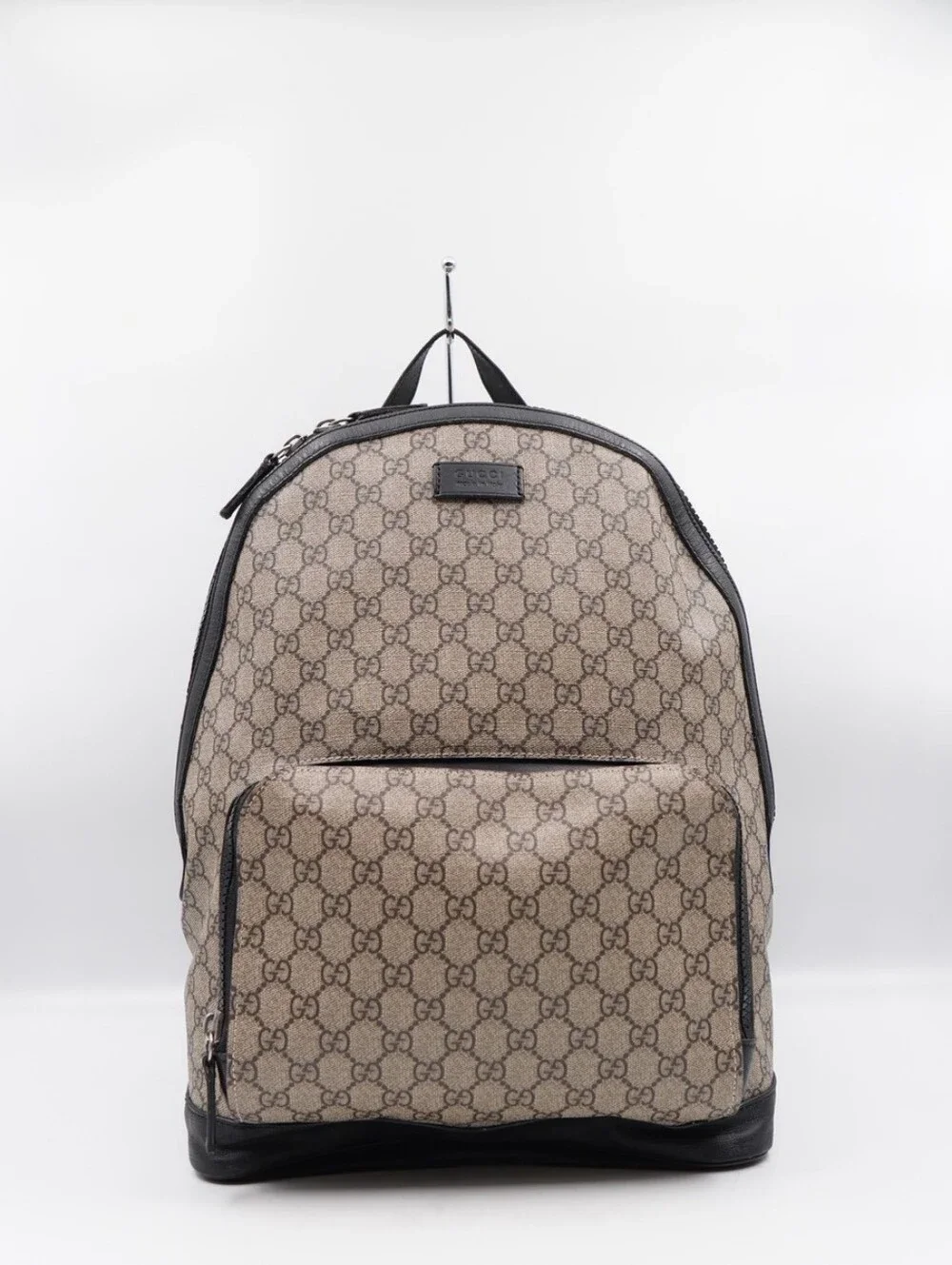 CO25 💟 Gucci GG Supreme Monogram Medium Backpack